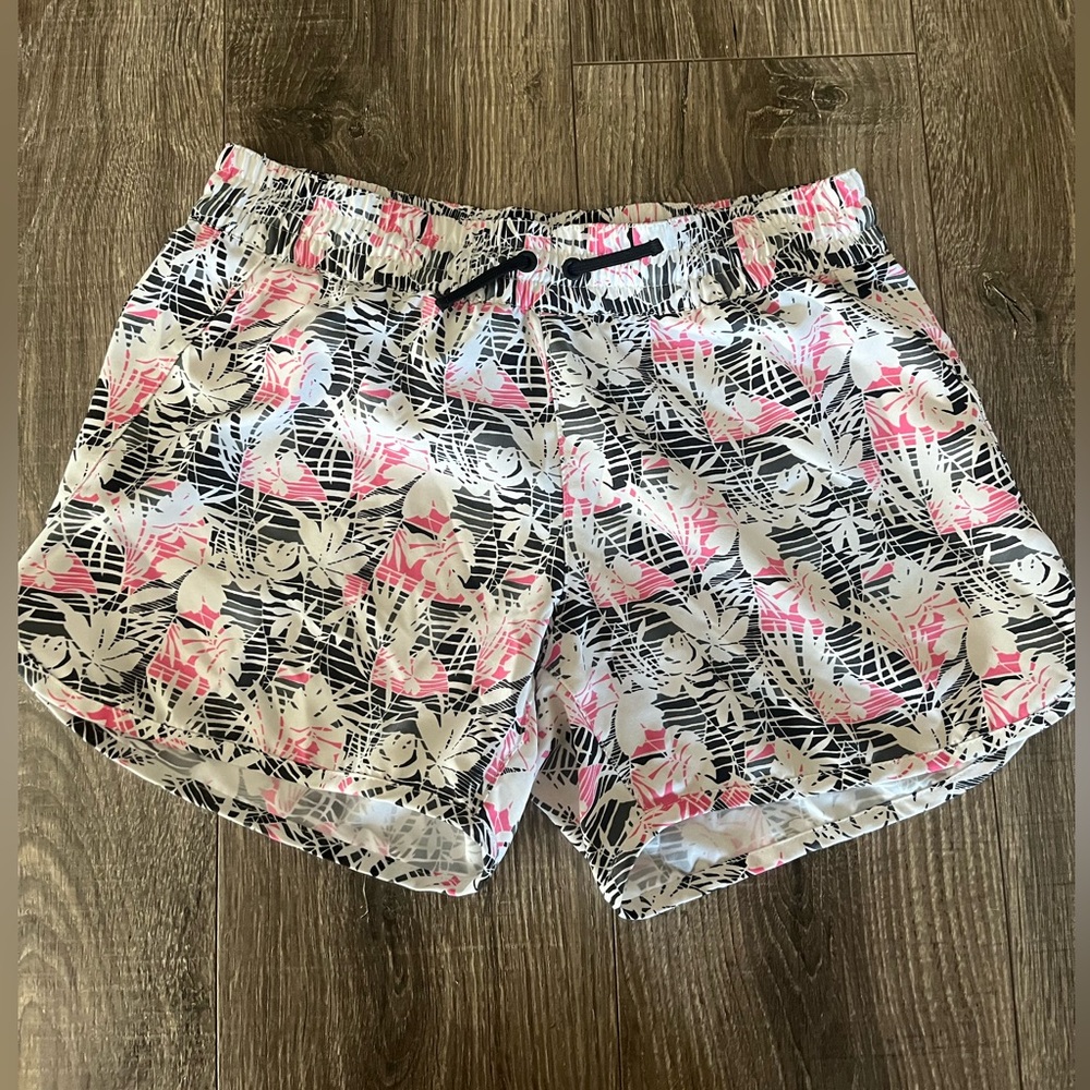 Columbia Pink and Black Floral PFG Shorts- Size Small